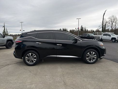 Used 2018 Nissan Murano SV image 6