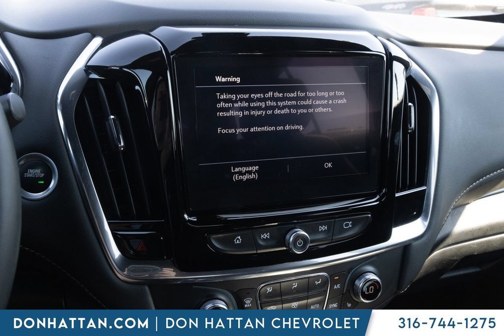 Used 2023 Chevrolet Traverse LT w/ LT Premium Package AWD/4WD image 7