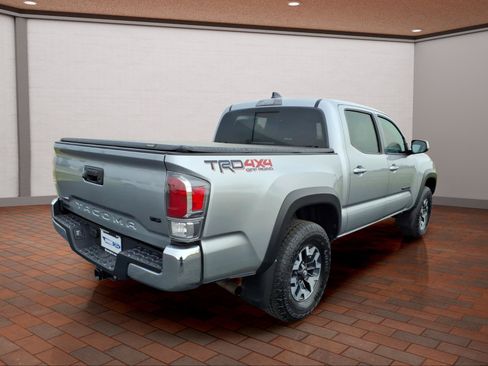 Used 2023 Toyota Tacoma TRD Off-Road AWD/4WD image 8