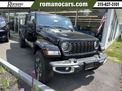 New 2025 Jeep Gladiator Sport w/ Premium Package
