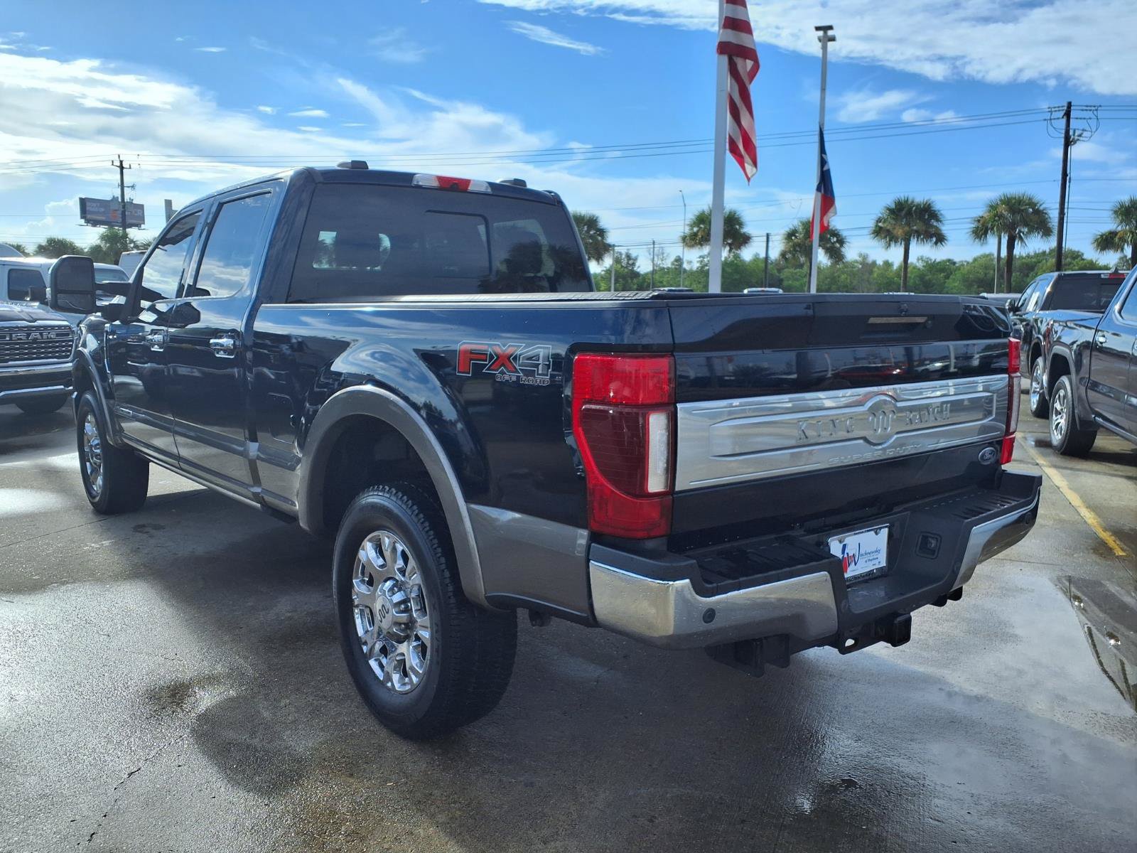 Used 2021 Ford F250 King Ranch w/ King Ranch Ultimate Package AWD/4WD image 8