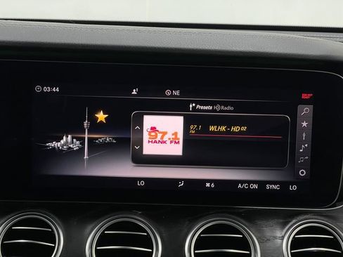 Used 2018 Mercedes-Benz E 43 AMG 4MATIC Sedan image 24