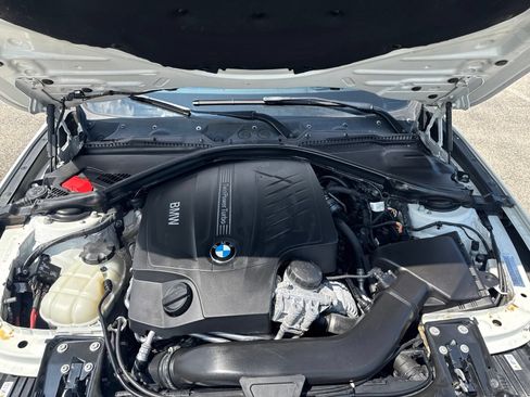 Used 2013 BMW 335i xDrive Sedan AWD/4WD image 30