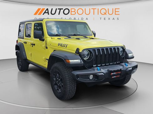 Used 2023 Jeep Wrangler Unlimited w/ Cold Weather Group AWD/4WD image 7