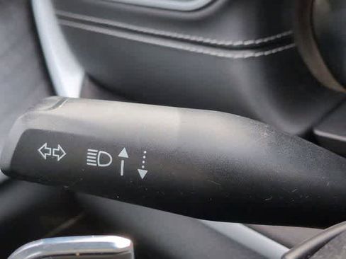 Used 2023 Jeep Grand Cherokee Limited w/ Black Appearance Package image 26