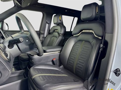 Used 2026 Rivian R1S Adventure image 11