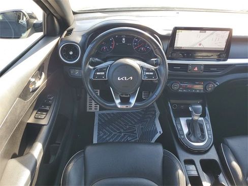 Used 2023 Kia Forte GT-Line w/ GT-Line Premium Package image 15