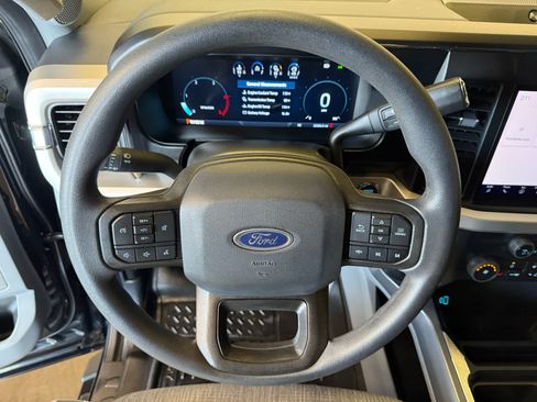 Used 2024 Ford F250 XLT w/ Black Appearance Package AWD/4WD image 2