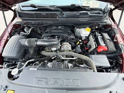Used 2022 RAM 1500 Laramie AWD/4WD image 36