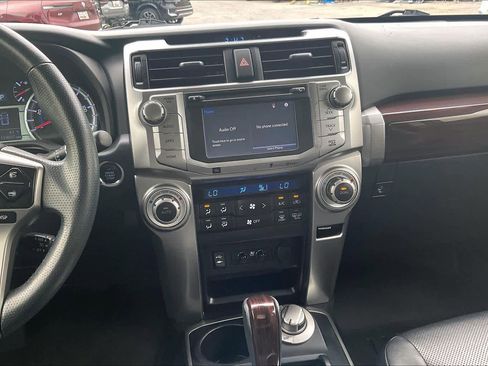 Used 2014 Toyota 4Runner Limited AWD/4WD image 6