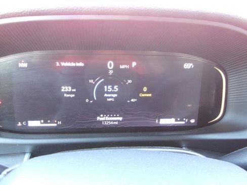 Used 2025 Jeep Wagoneer 4WD image 17