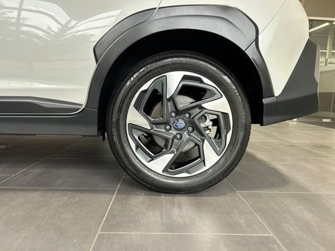 Used 2024 Subaru Crosstrek 2.5i Limited AWD/4WD image 44