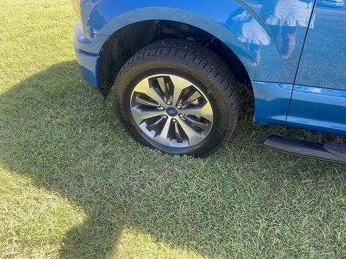 Used 2019 Ford F150 XL w/ Equipment Group 101A Mid AWD/4WD image 13