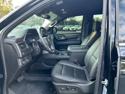 Used 2024 Chevrolet Tahoe LT w/ Luxury Package image 16