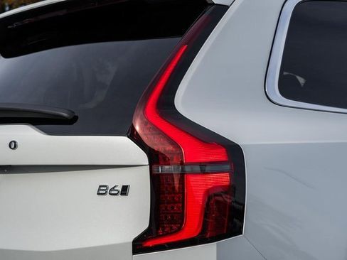 New 2026 Volvo XC90 B6 Ultra image 7