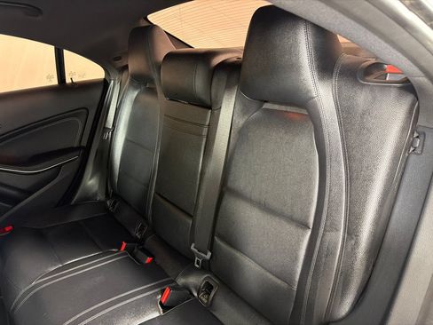 Used 2015 Mercedes-Benz CLA 250 image 18