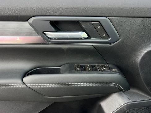 New 2026 GMC Terrain Elevation FWD image 9