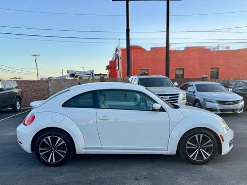 Used 2013 Volkswagen Beetle 2.5 image 6