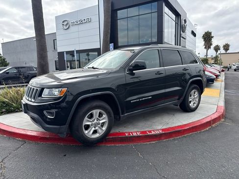 Used 2014 Jeep Grand Cherokee Laredo w/ Quick Order Package 23E RWD image 3