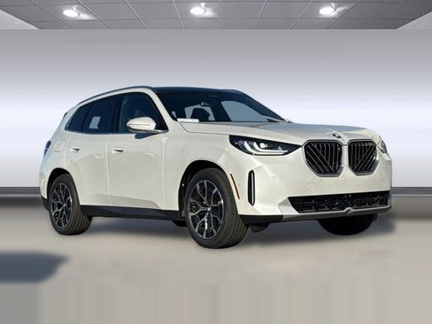 Used 2026 BMW X3 xDrive30 w/ Premium Package image 6