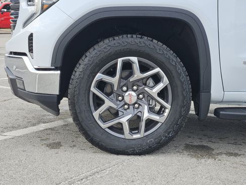 New 2026 GMC Sierra 1500 SLT AWD/4WD image 7