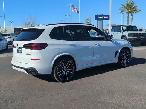 New 2026 BMW X5 M60i image 6