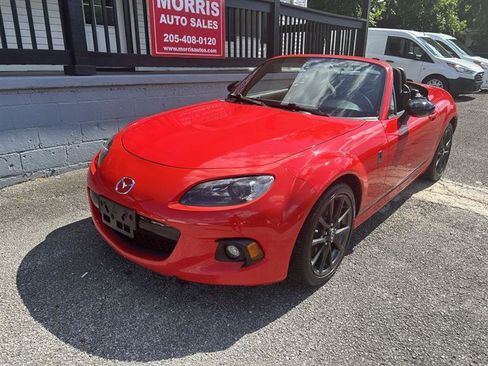 Used 2015 MAZDA MX-5 Miata Club RWD image 3