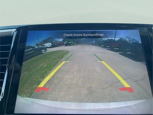 Certified 2021 Chrysler Pacifica Touring-L w/ S Appearance Package image 30