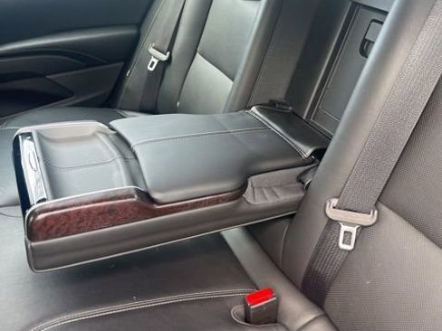 Used 2018 Cadillac XTS Luxury image 19