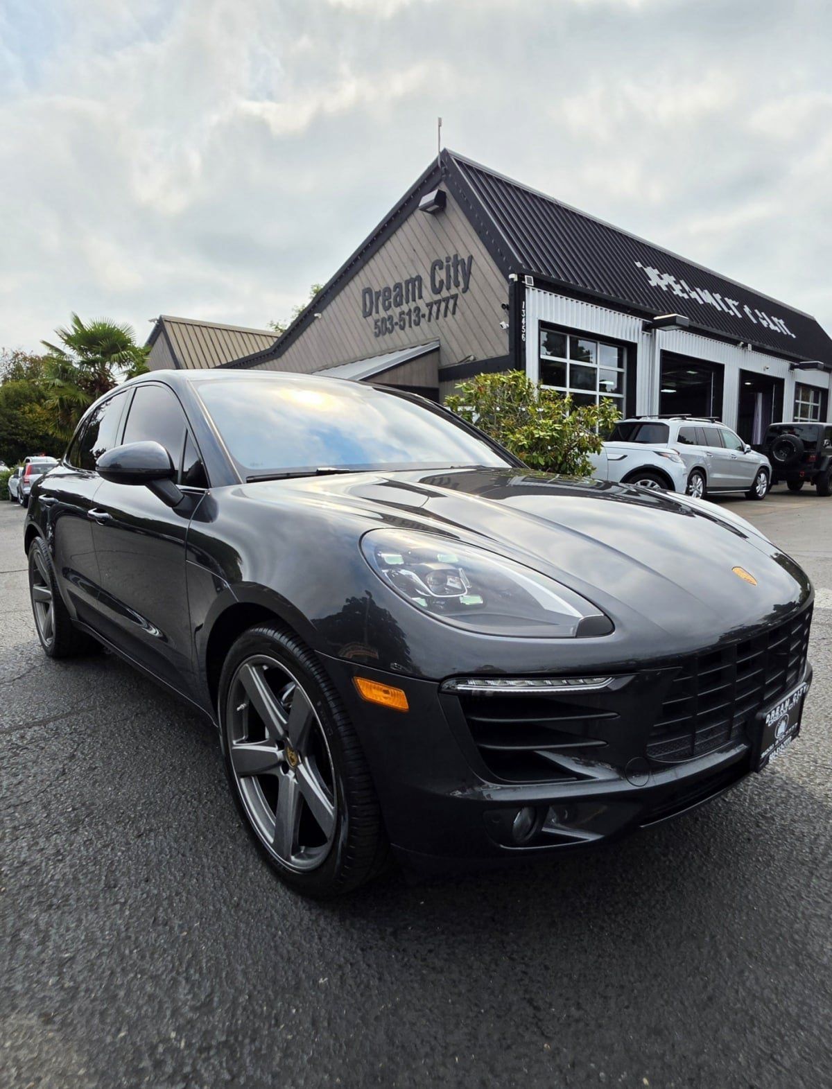 Used 2017 Porsche Macan S AWD/4WD image 6
