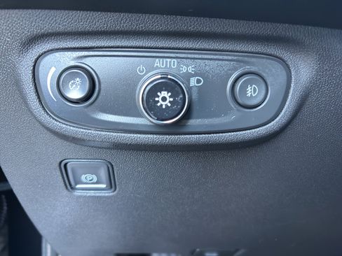 Used 2021 GMC Terrain SLT w/ Infotainment Package II image 30