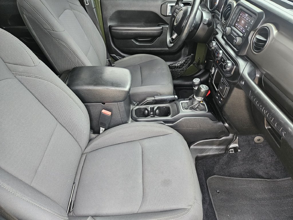 Used 2021 Jeep Wrangler Unlimited Sport AWD/4WD image 14