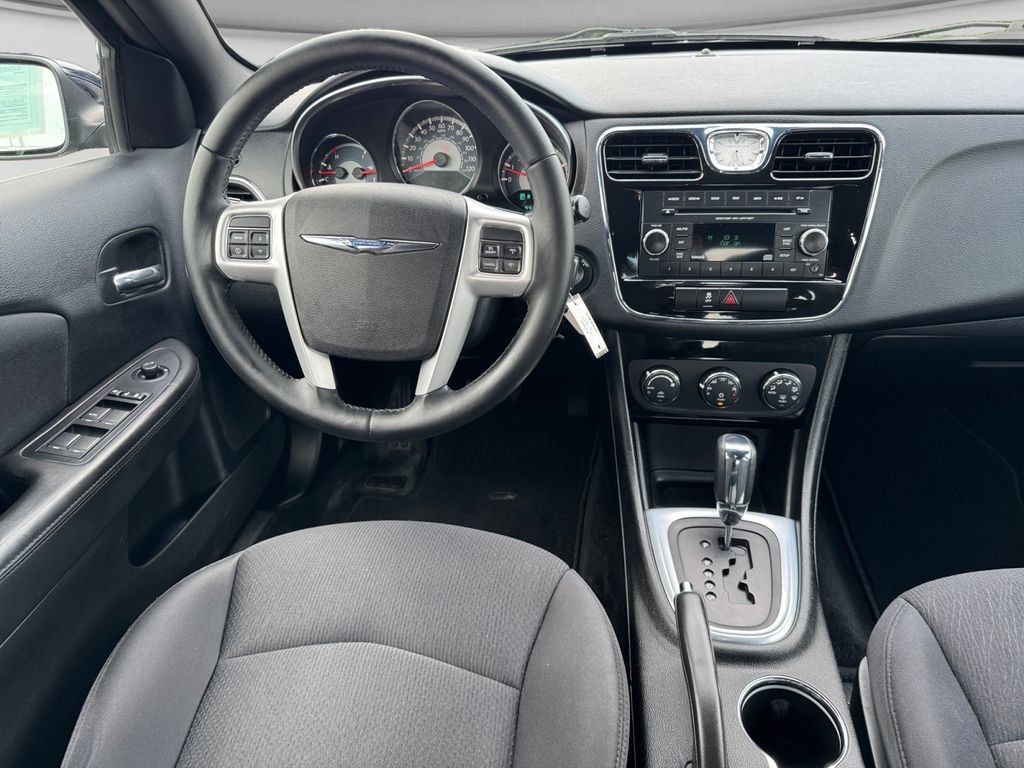 Used 2013 Chrysler 200 Touring FWD image 22