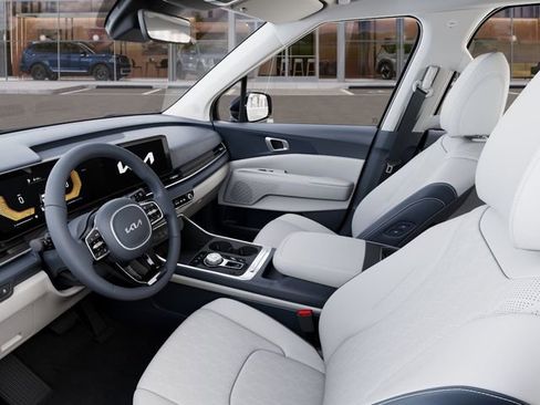 New 2026 Kia Carnival EX FWD image 17