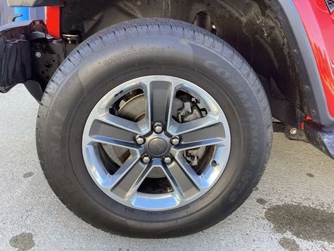 Used 2020 Jeep Wrangler Unlimited Sahara AWD/4WD image 7