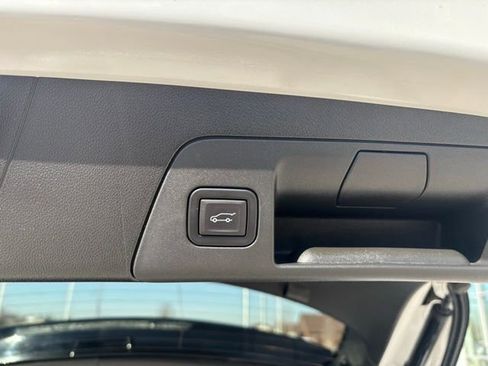 Used 2023 Buick Envision Preferred w/ Sport Touring Package image 27