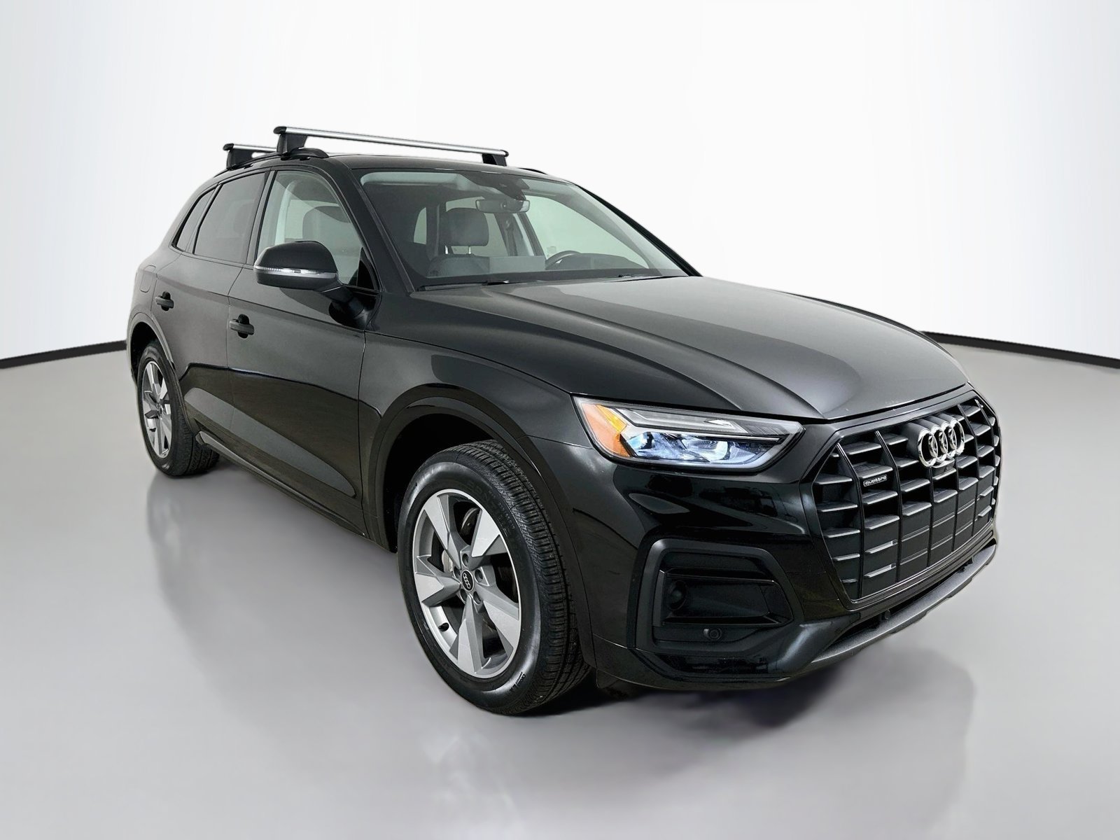 Used 2025 Audi Q5 2.0T Premium Plus AWD/4WD image 3
