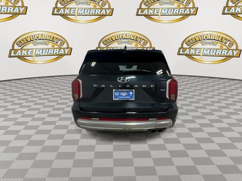 Used 2023 Hyundai Palisade Calligraphy AWD/4WD image 2