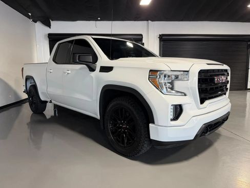 Used 2020 GMC Sierra 1500 Elevation RWD image 3