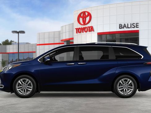 New 2026 Toyota Sienna Limited image 4