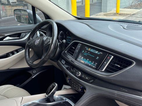 Used 2018 Buick Enclave Essence image 50