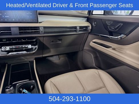 Used 2023 Lincoln Corsair FWD w/ Equipment Group 102A image 24