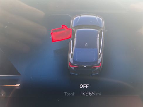 Used 2024 BMW i4 eDrive35 w/ Premium Package image 10