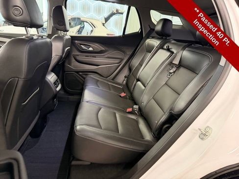 Used 2023 GMC Terrain SLT image 15