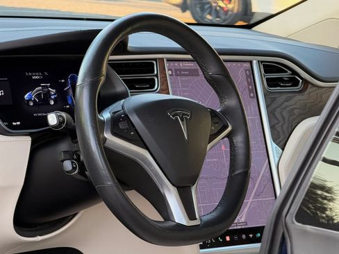 Used 2017 Tesla Model X 100D AWD/4WD image 11