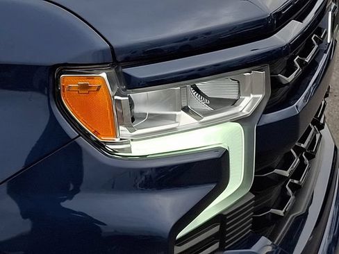 Used 2022 Chevrolet Silverado 1500 RST w/ Z71 Off-Road Package AWD/4WD image 30