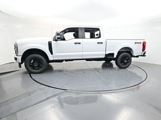 New 2026 Ford F250 4x4 Crew Cab Super Duty video 4