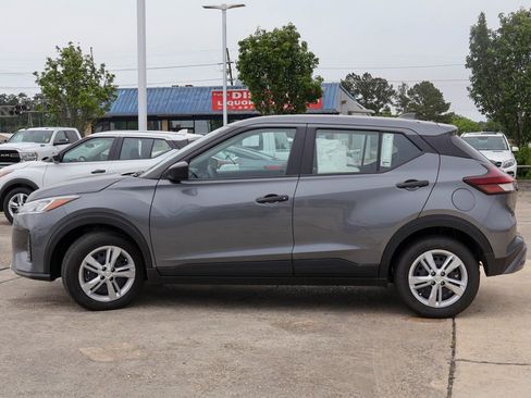Certified 2025 Nissan Kicks Play S FWD image 21