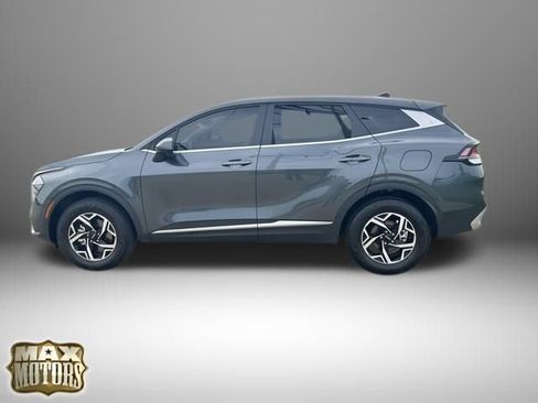 Used 2025 Kia Sportage LX AWD/4WD image 4