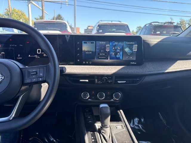 New 2027 Nissan Kicks S FWD image 20